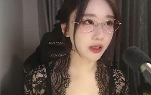 娱乐吃瓜主播直播,揭秘娱乐吃瓜主播的幕后故事